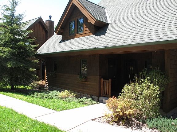 2nd image of 605 Moose Mountain Dr #605