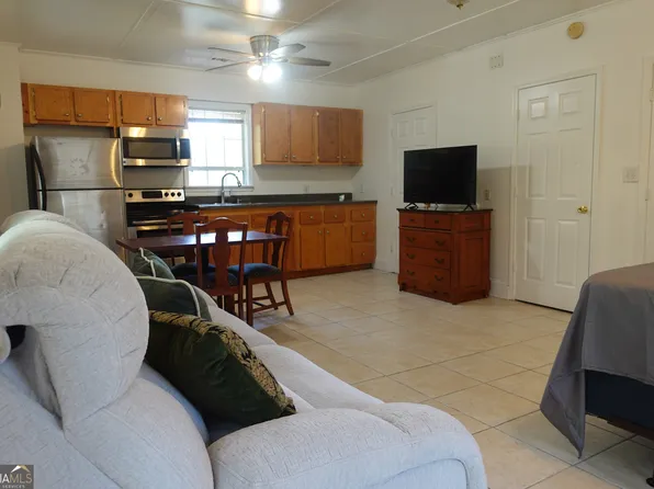 5225 Covington Hwy, Decatur, GA 30035