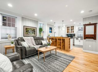 147 State St APT 3, Portsmouth, NH 03801