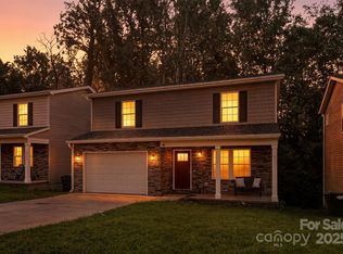 1282 26th Ave NE, Hickory, NC 28601