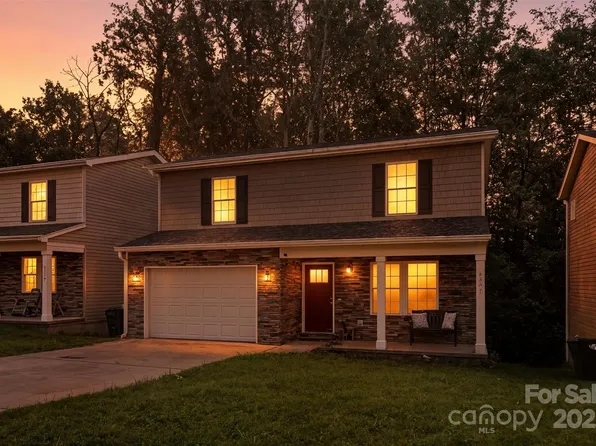 1282 26th Ave NE, Hickory, NC 28601