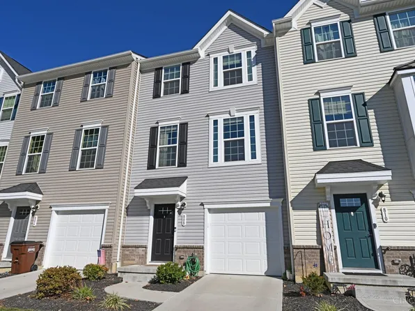 808 Blackcomb Dr, Cincinnati, OH 45244