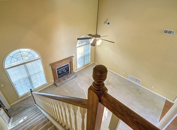 4th image of 3375 Bridge Park Dr