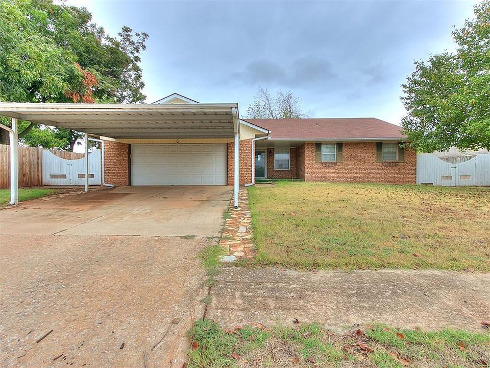 1st image of 1105 E Hills Dr