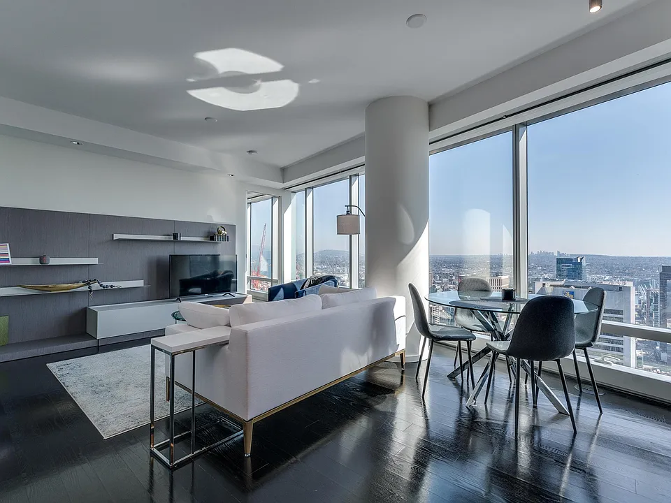 1151 Georgia St W #6001