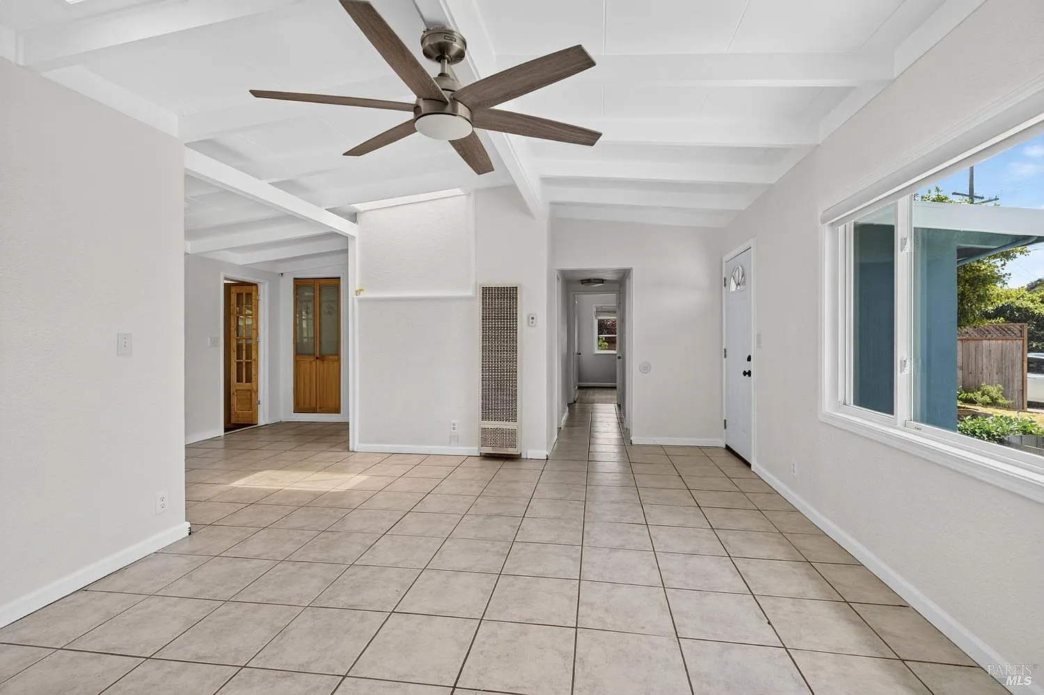 155 Los Altos Place - Photo 5