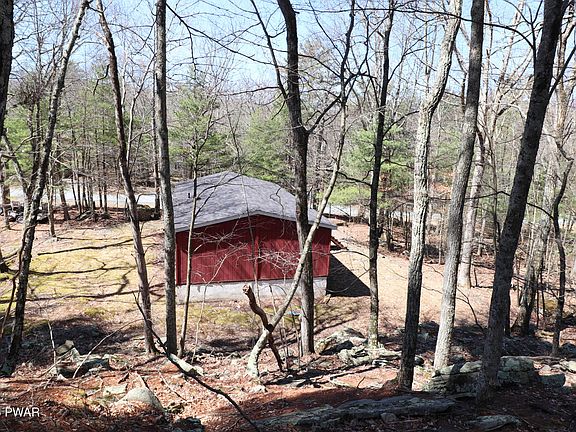 4th image of 191 Pebble Rock Rd