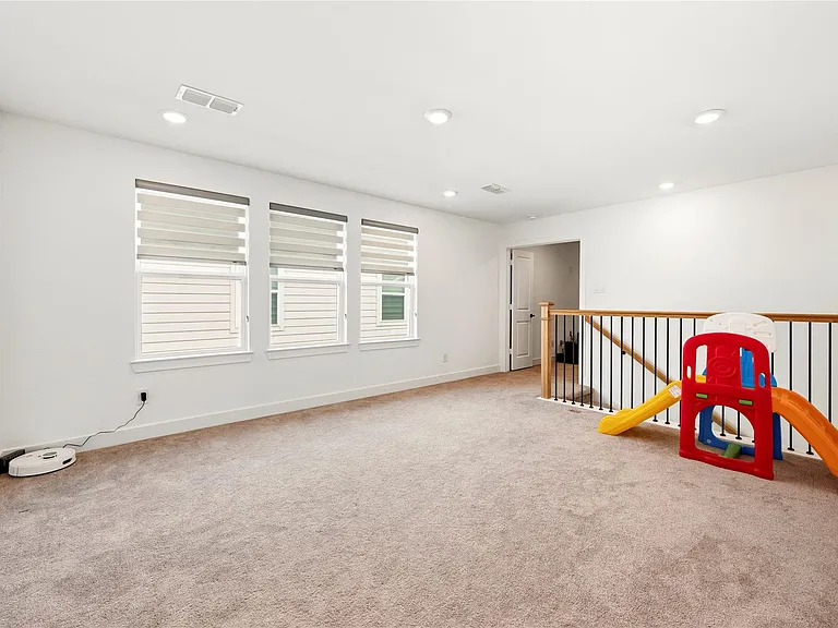 21646 Laggan Cliff Ln — Photo 27