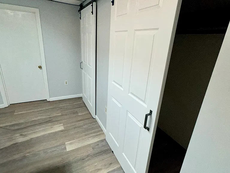 517 Carothers Ave — Photo 5
