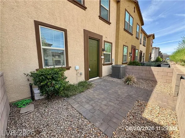 720 Sleeping City Ave, Henderson, NV 89015