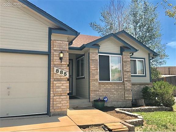3rd image of 885 Calliope Ct