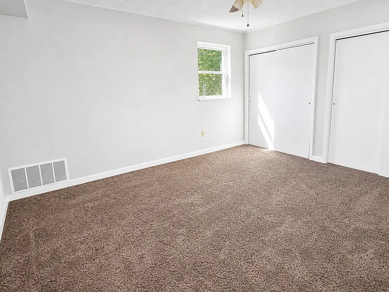 530 Kelly Ave — Photo 5
