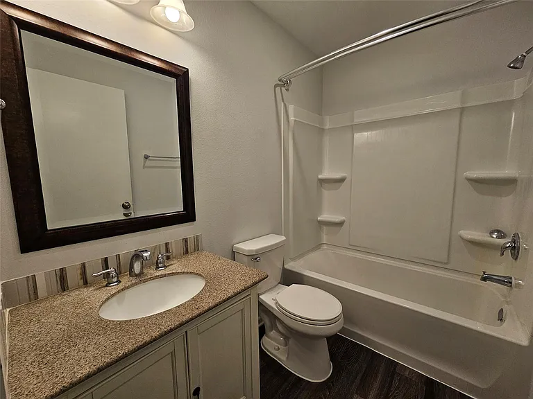 16721 Hamilton Point Cir — Photo 23