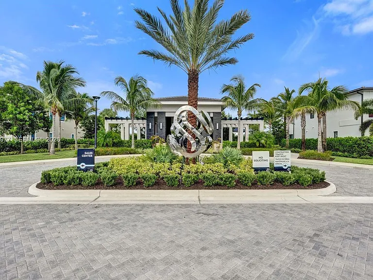 12474 Solana Bay Cir — Photo 81