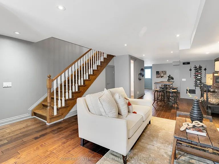 721 Markham St — Photo 19