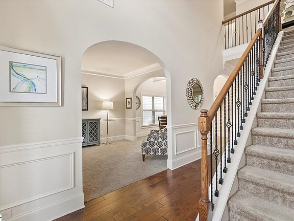 5th image of 128 River Valley Ln