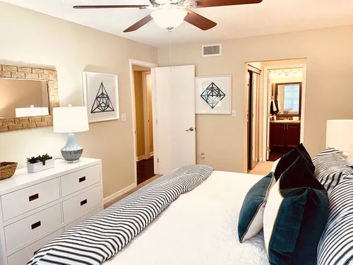 Madison Oaks Apartment Homes Photo 1