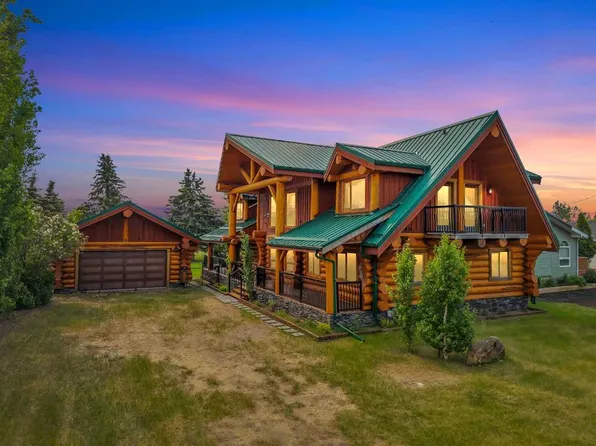8 E Oliver Ave, Gull Lake, AB T0C 0J0