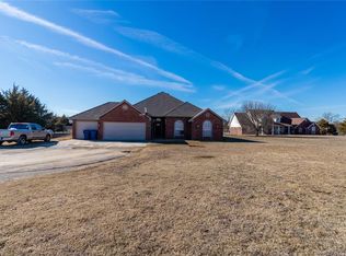 242 N 72nd St, Noble, OK 73068