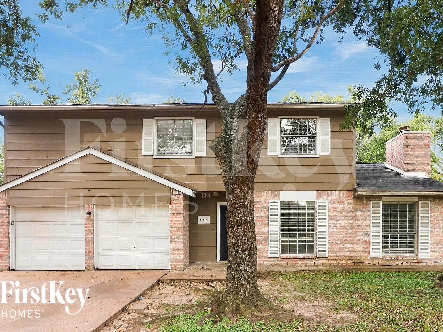 4 bed, 2.5 bath, 1721 sqft, $1,715 — Photo 1