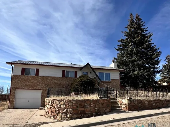 701 Don Pedro Ct, Las Vegas, NM 87701