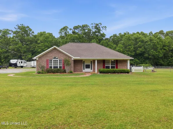 12314 Evelyn Ave, Biloxi, MS 39532