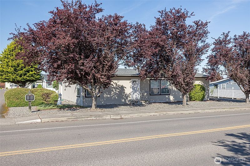2nd image of 541 N 7th