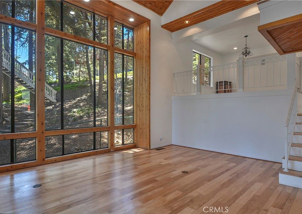 1st image of 26389 Walnut Hills Dr