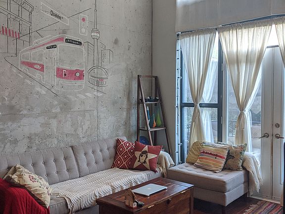 4th image of 369 Sorauren Ave Unit 105