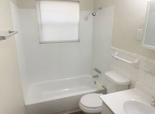 1336 W Monroe St #315, Chicago, IL 60607