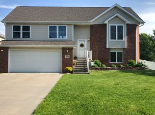 7701 S 34th Street Ct, Lincoln, NE 68516