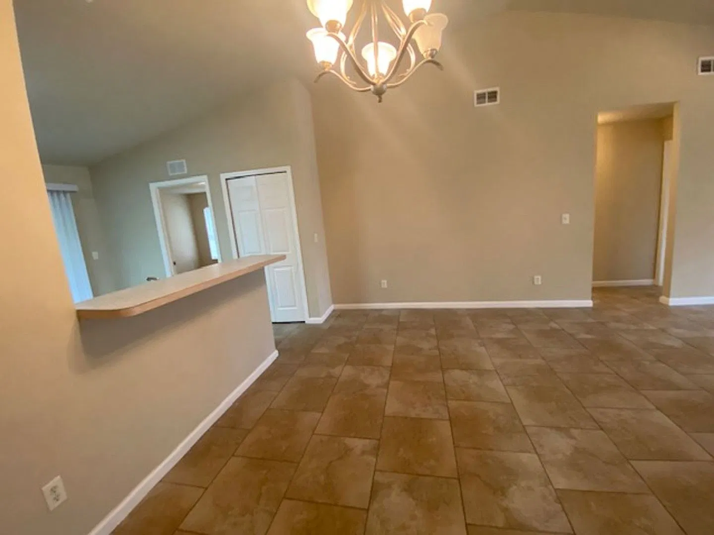28 Riddle Drive — Photo 3