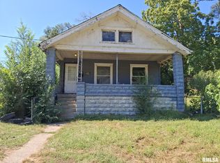 1415-1417 S Greenlawn Ave, Peoria, IL 61605