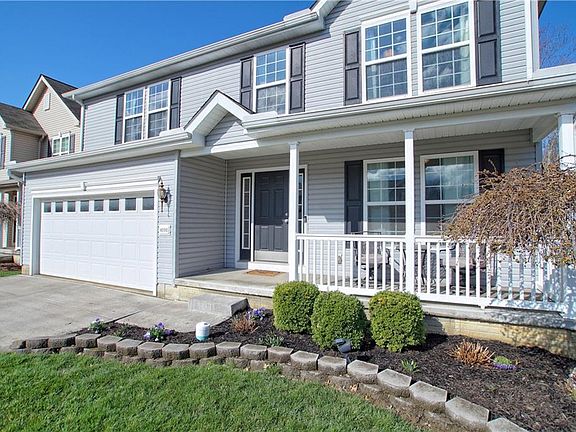 2nd image of 4990 Hiddenview Ct