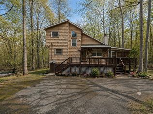 1328 Winding Way, Tobyhanna, PA 18466