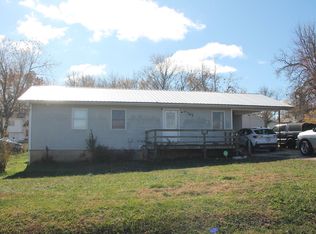 302 E Clouse Street, Mountain Grove, MO 65711