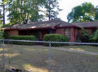 112 Regent St, Henderson, TX 75652