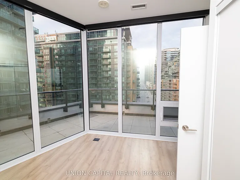 135 Liberty St #715 — Photo 20
