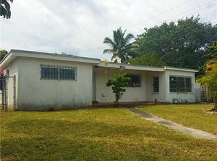 1930 NE 177th St, North Miami Beach, FL 33162