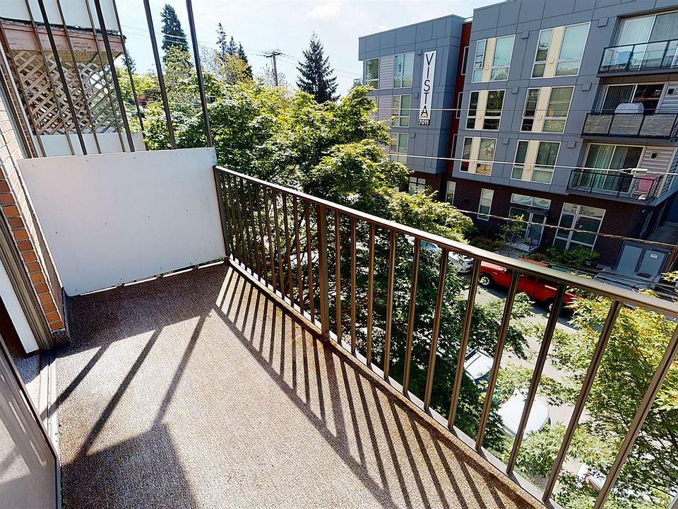 1st image of 7101 Roosevelt Way NE APT 303