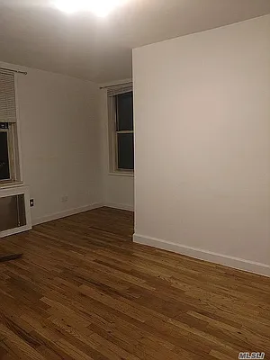 Rented by Trusted Property Advisors Corp | media 21