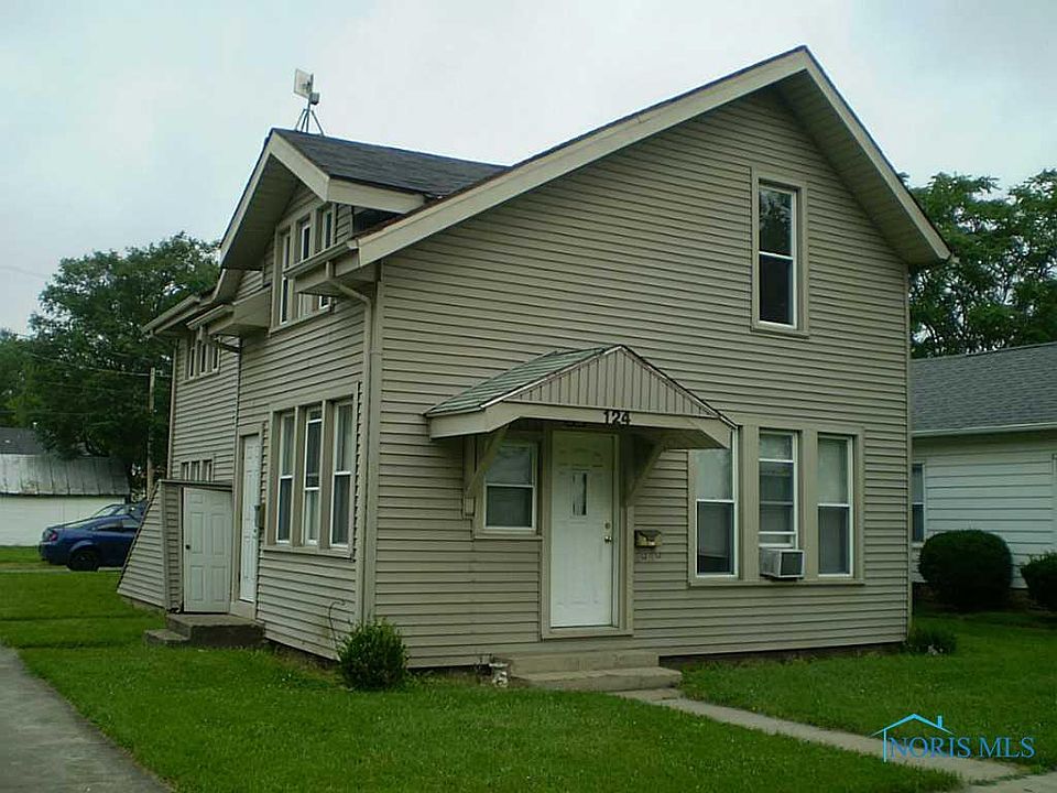 2nd image of 124 E East St