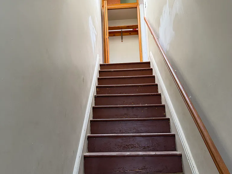 129 W 26th St #2 — Photo 3