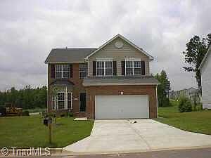 1st image of 3216 SE Cherrydale Ln