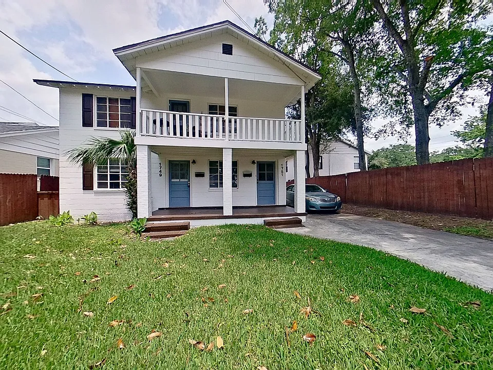 Sheridan Street 1749-1751