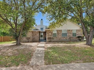 1400 Prairie Dr, Bryan, TX 77802