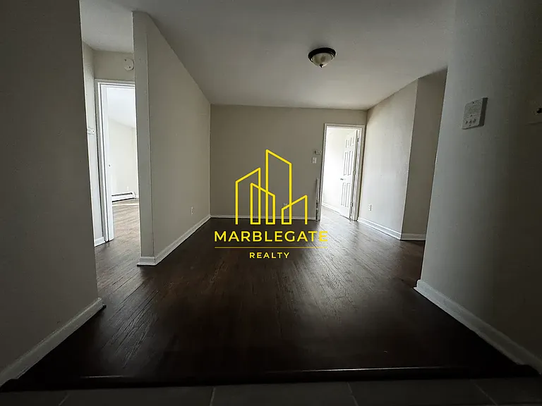 291 Wainwright St #200 — Photo 4
