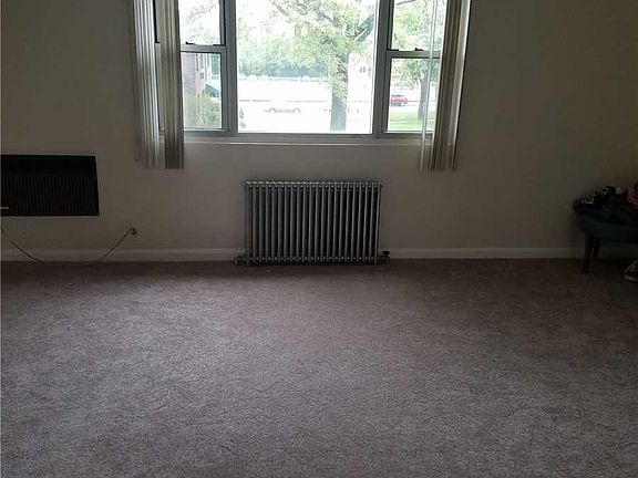 5th image of 953 Fenwood Dr