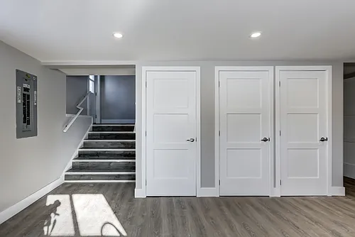 493 Gill St #BASEMENT Photo 1