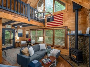 121 Farmstead Rd, Ellijay, GA 30540